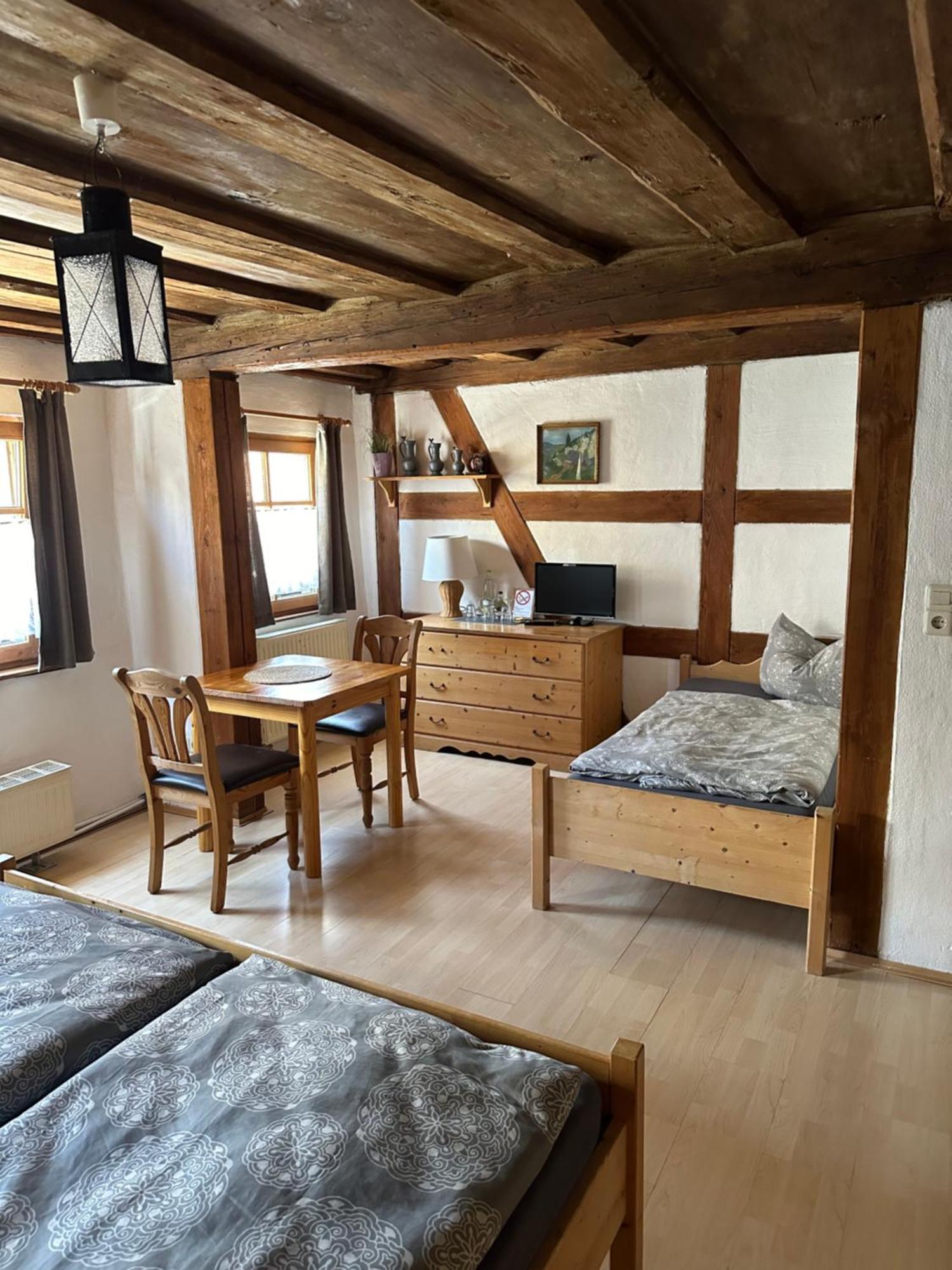 Altstadtpension Zirndorf Exterior foto